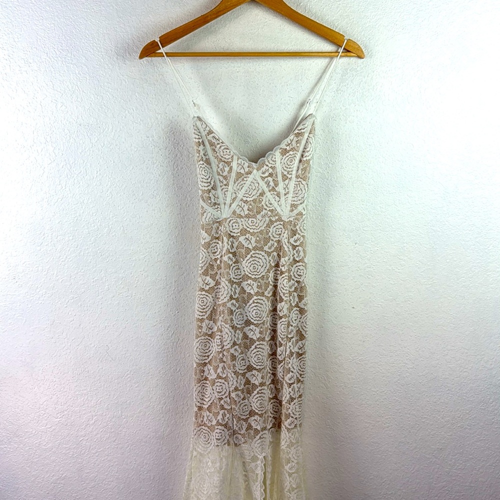 NWT Selfie Leslie lace overlay dress small - Picture 7 of 10